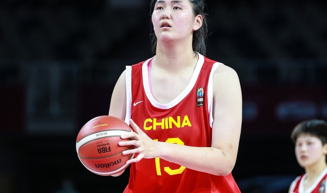 弹无虚发!张子宇高效砍下18分,8投全中打出生涯完美一战