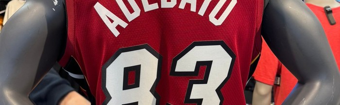 开云入口登录-热火推出特制版83号阿德巴约球衣|NBA|巴姆-阿德巴约|巴姆·阿德巴约|迈阿密热火队|nba_新浪体育_新浪新闻