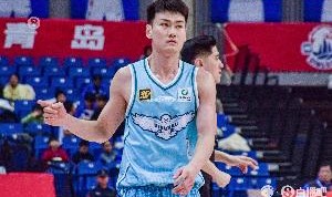 手感火热！王睿泽打满首节6中5高效砍11分2板1助 得分超全队一半
